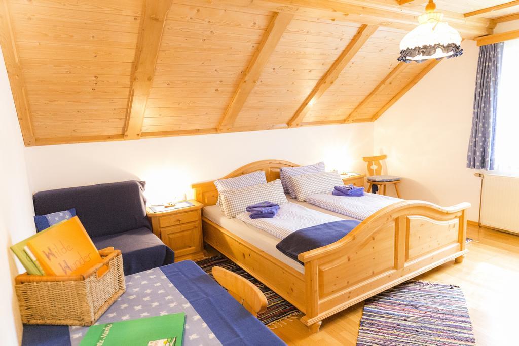 Farm stay Bio-bauernhof Kurzeck Goestling an der Ybbs